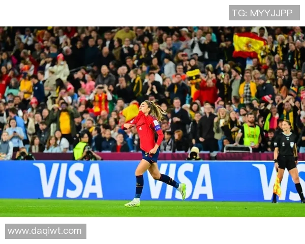 西班牙女足挑战美国队巅峰对决展现女足世界杯精彩瞬间