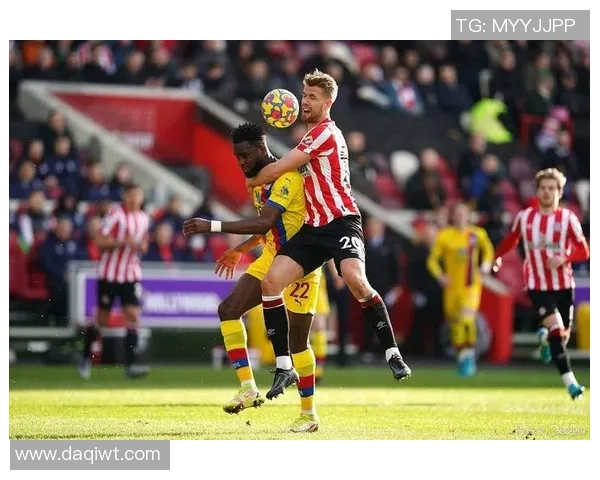 里昂与曼彻斯特城精彩对决视频集锦回顾全场精彩瞬间与进球时刻